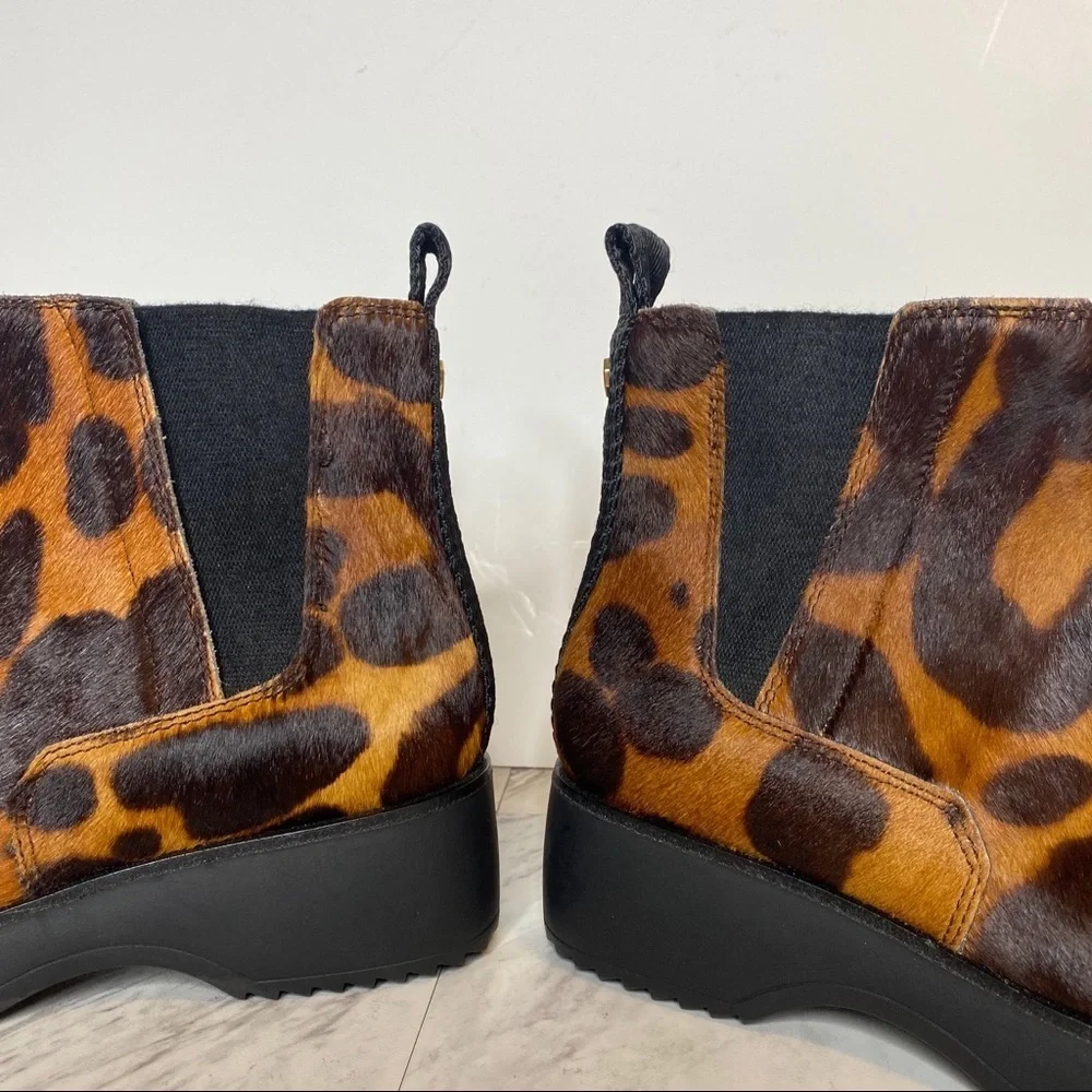 New! Louise et Cie Zareb Chelsea Platform Bootie 6M